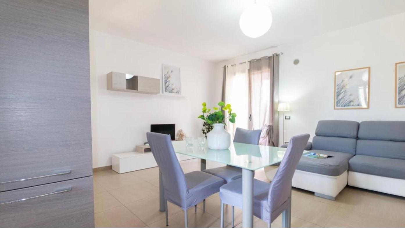Casa Fenugheddu Apartment โอริสตาโน ภายนอก รูปภาพ