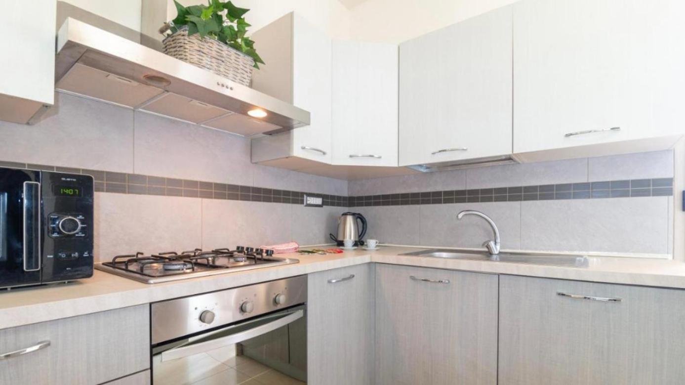 Casa Fenugheddu Apartment โอริสตาโน ภายนอก รูปภาพ